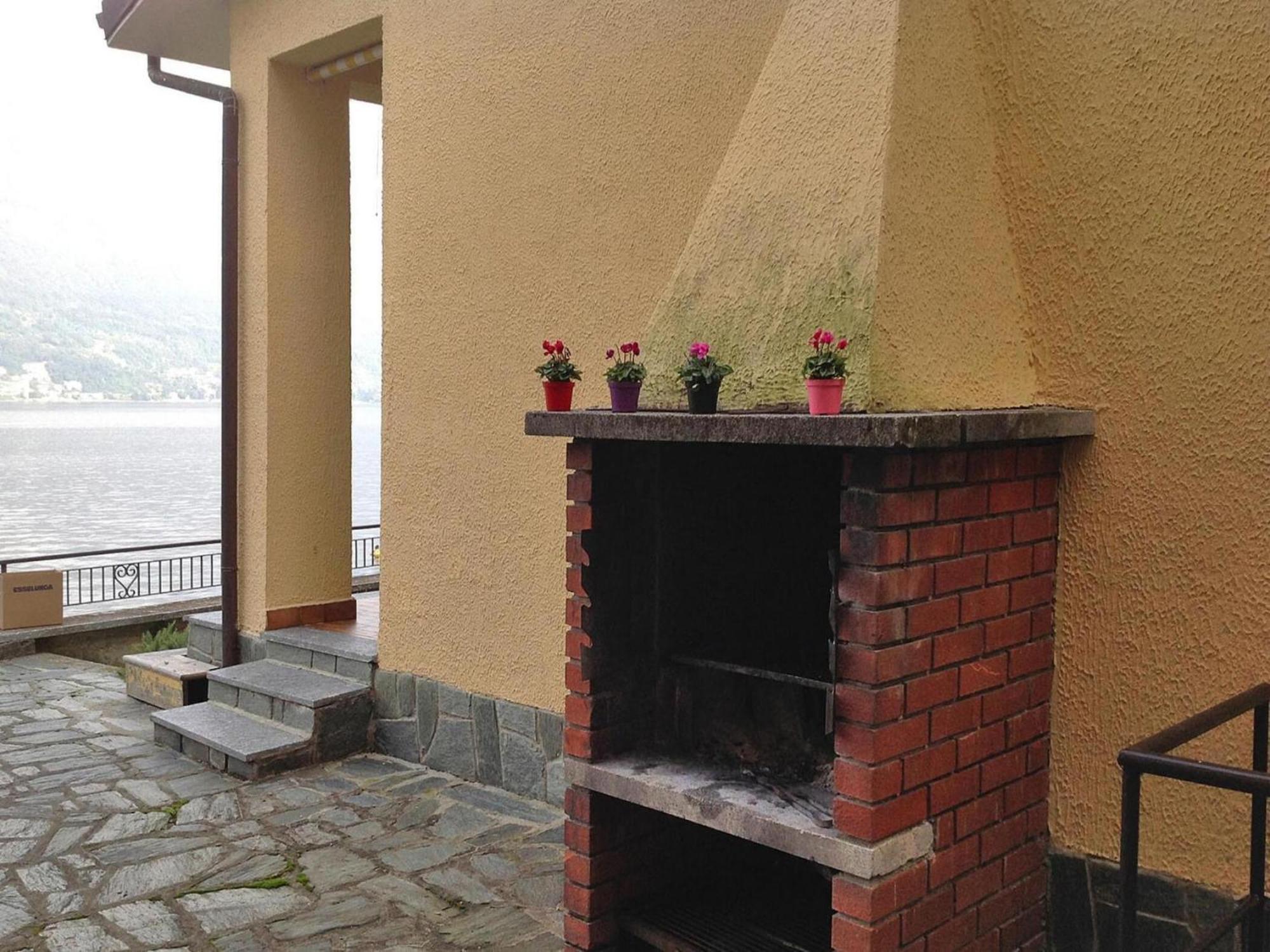 Apartments Paganini Lezzeno Luaran gambar